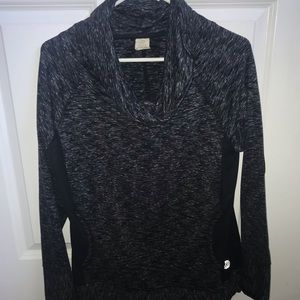 Cowell neck running shirt